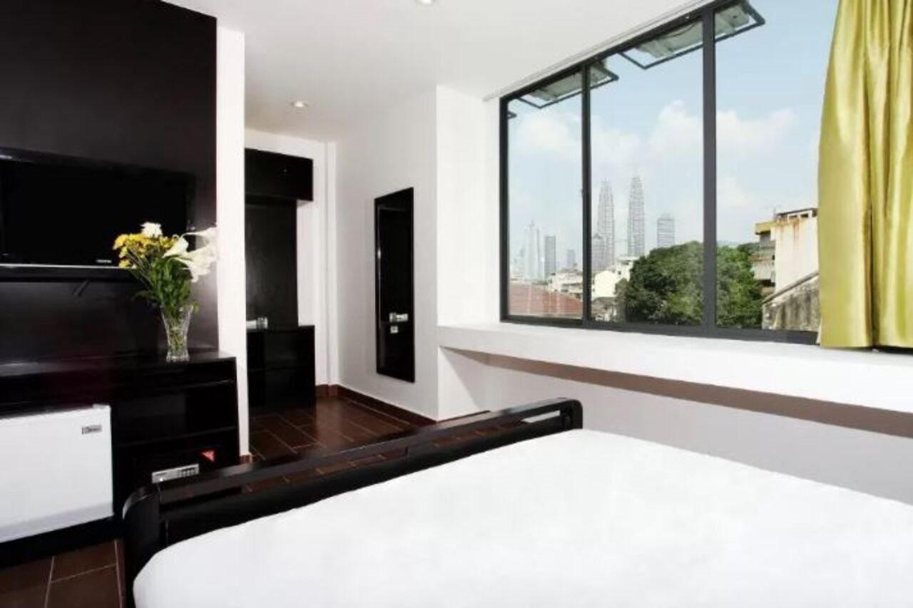 Hotel O Crossroads Hotel Kuala Lumpur Eksteriør billede