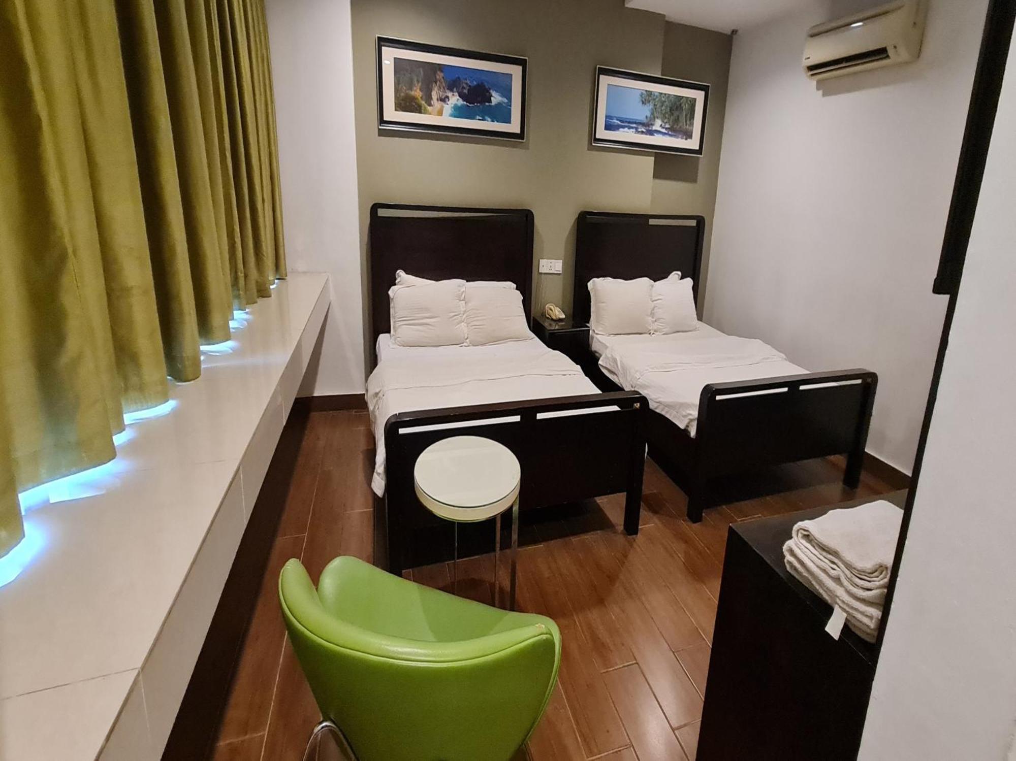 Hotel O Crossroads Hotel Kuala Lumpur Eksteriør billede