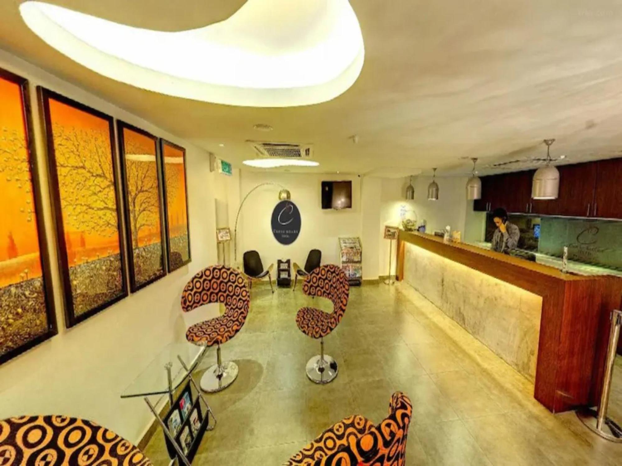 Hotel O Crossroads Hotel Kuala Lumpur Eksteriør billede